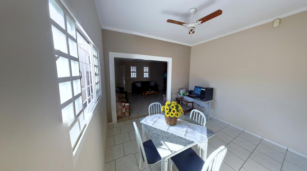 Casa Bela Em Olímpia Vila Quarto foto